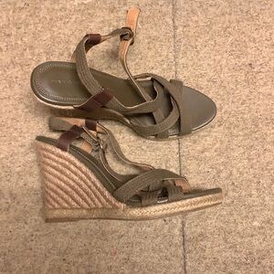 Banana Republic Canvas Shoes 8